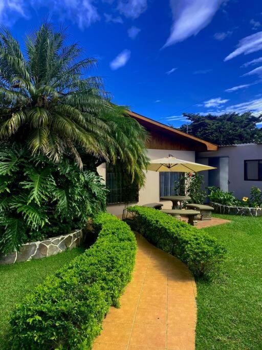 Peace Garden Apartment Monteverde Bagian luar foto