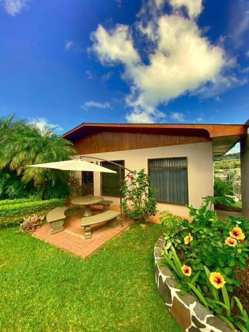Peace Garden Apartment Monteverde Bagian luar foto